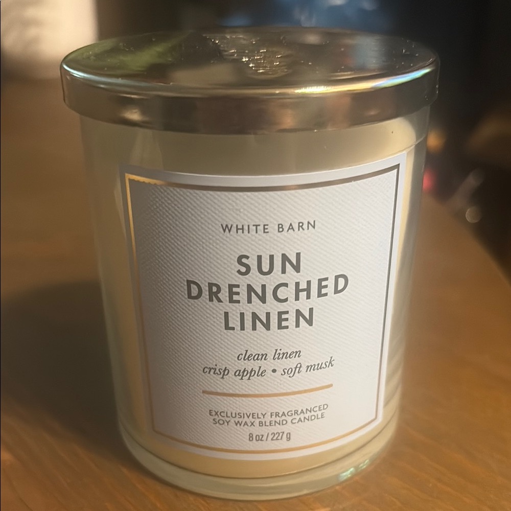 White Barn Linen Scented Candle